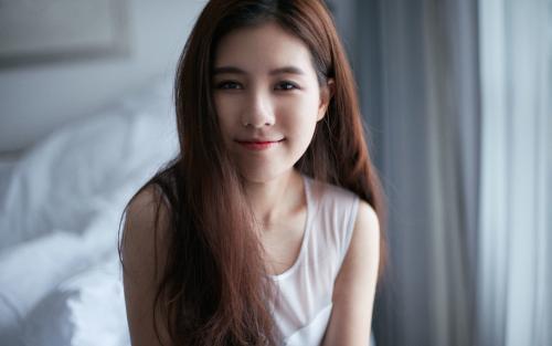 暗恋的句子不要太明显的 暗恋一个人的说说