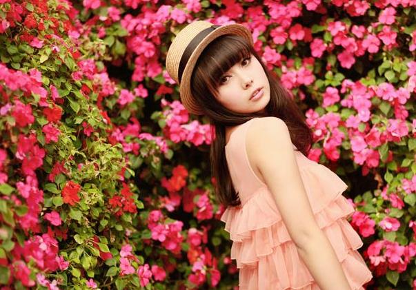 朋友圈发什么比较高端，一种吸引女生的手段第1张