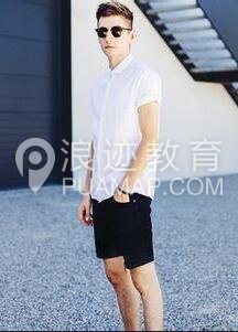 二十多的男人应该怎么打扮,怎样穿着打扮有气质