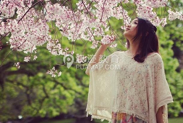 怎么和女朋友聊天话多第2张
