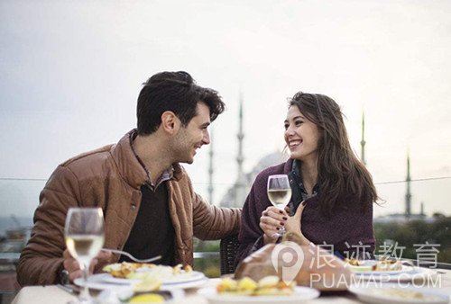 和女生聊天聊得好好的，但就是约不出来第3张