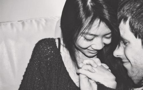 相亲留联系方式之后该怎么做才能更进一步第1张