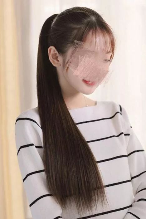 和女生开场白实例：街搭的毒舌女王，要去我家充电第4张