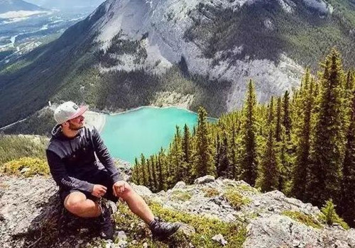 如何建设朋友圈展示面吸引女生?第1张