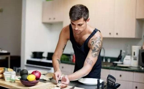 如何建设朋友圈展示面吸引女生?第7张