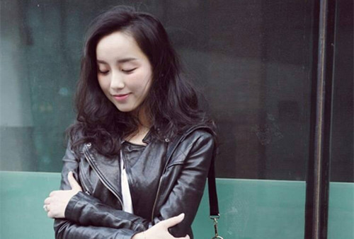 正在追的女生还有别的追求者怎么办？第4张