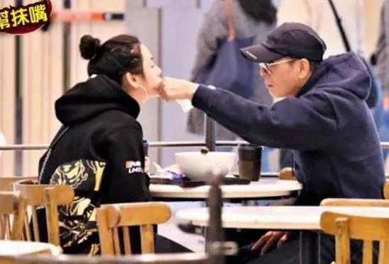 不是异地恋却很少见面，这样的感情该怎么维持？第4张