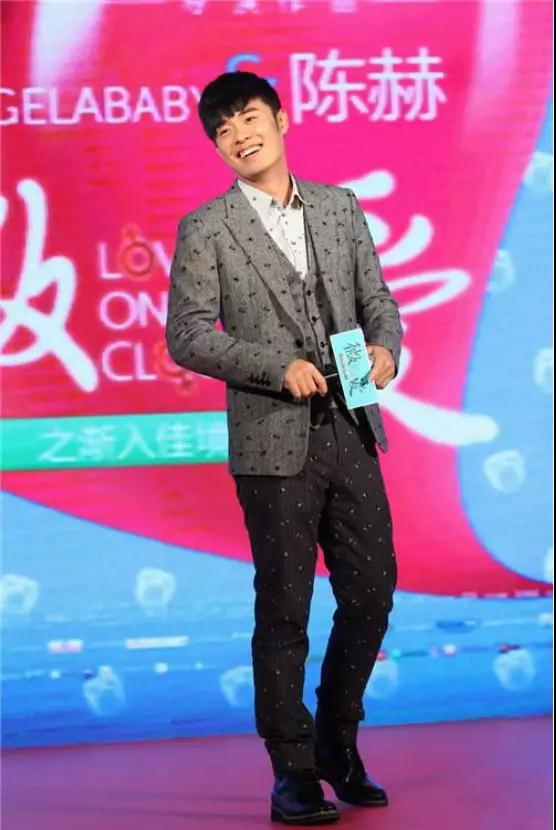 油腻男穿衣搭配，3招帮你变得清爽帅气第13张