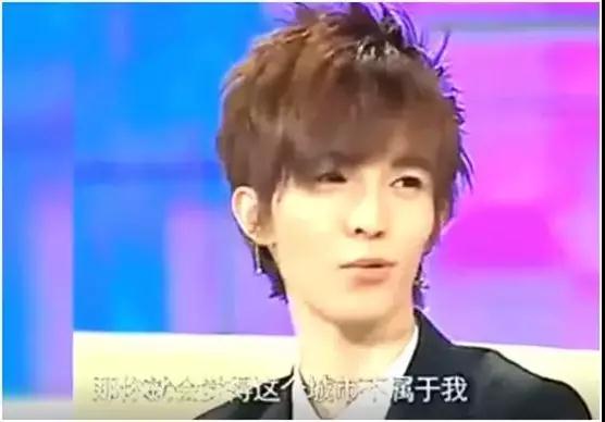 韩寒和郭敬明：上海土著和小镇青年不一样的人生第5张