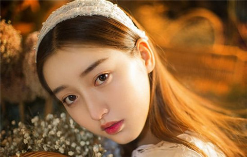 异地恋女朋友生气了怎么哄？5个技巧让她喜笑颜开第2张