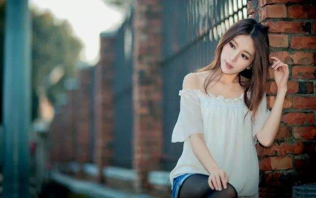 异地恋女朋友生气了怎么哄？5个技巧让她喜笑颜开第5张