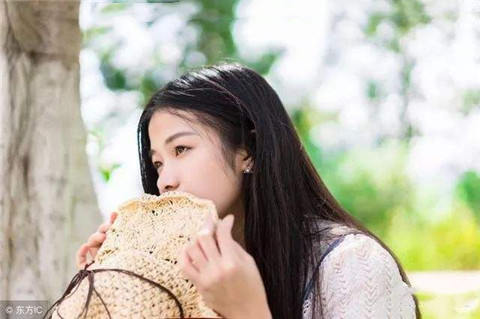怎样让女生爱上和你聊天？送你2个终极技巧第2张