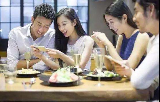 如何利用社交圈追女生？教你如何玩转社交圈第2张