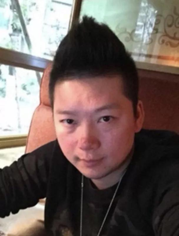 男生高颜值在恋爱中是什么体验?第2张