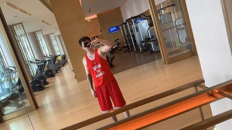 男生高颜值在恋爱中是什么体验?第7张