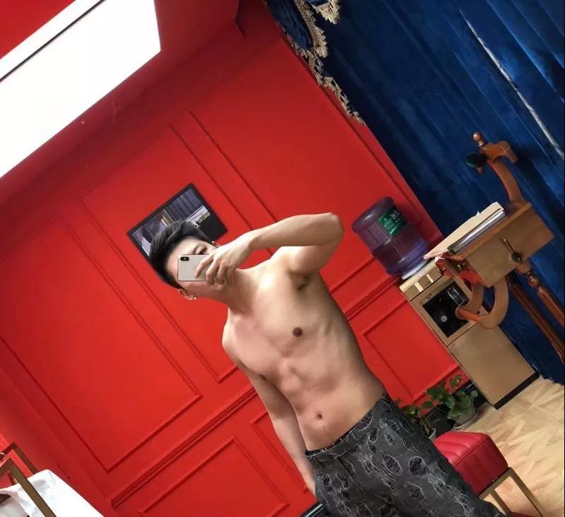 男生高颜值在恋爱中是什么体验?第11张