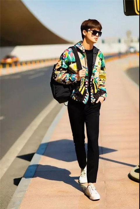 男士戴什么眼镜好看？选对眼镜颜值提升堪比整容第5张