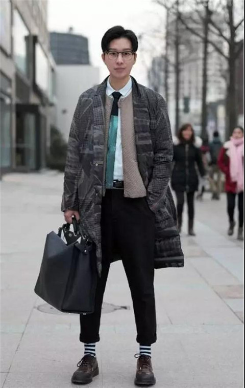 男士戴什么眼镜好看？选对眼镜颜值提升堪比整容第21张