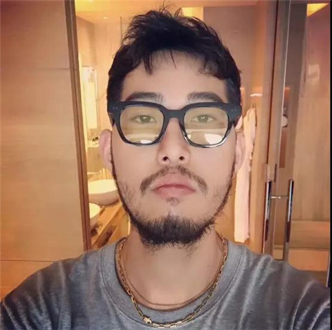 男士戴什么眼镜好看？选对眼镜颜值提升堪比整容第26张