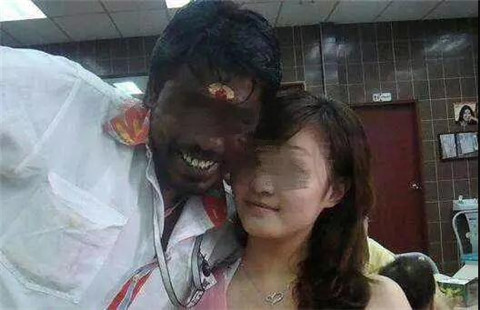 当女人整容挤胸磨皮，假富二代骗财骗色，知道真相的我崩了…第13张