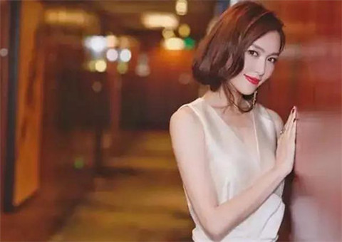 第一次和女生聊天怎么聊比较好？3个技巧告别尬聊冷场第4张