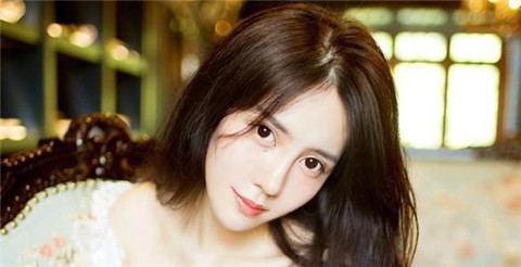 能瞬间逗女孩子开心的话，逗女孩子开心的短笑话第3张