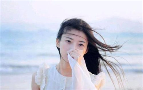 让女朋友别穿漏的衣服有错吗？第4张