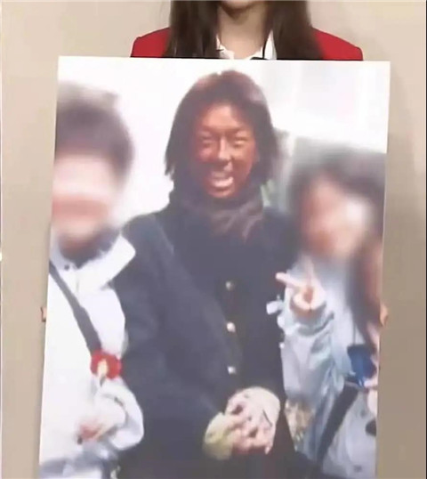 听说你们都喜欢女装大佬？第29张