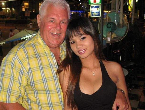 为什么美国胖老头爱找菲律宾辣妹？第2张