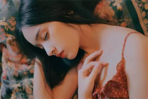 为什么现在男生都不主动追女生了？第1张